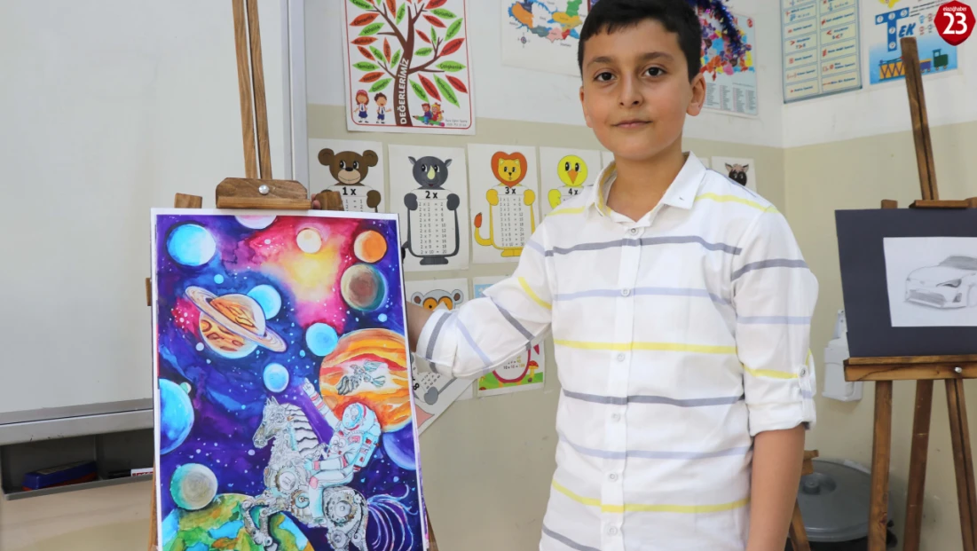 10 Yaşındaki Muhammed Uzay Yolculuğu Resmiyle Türkiye Birincisi Oldu