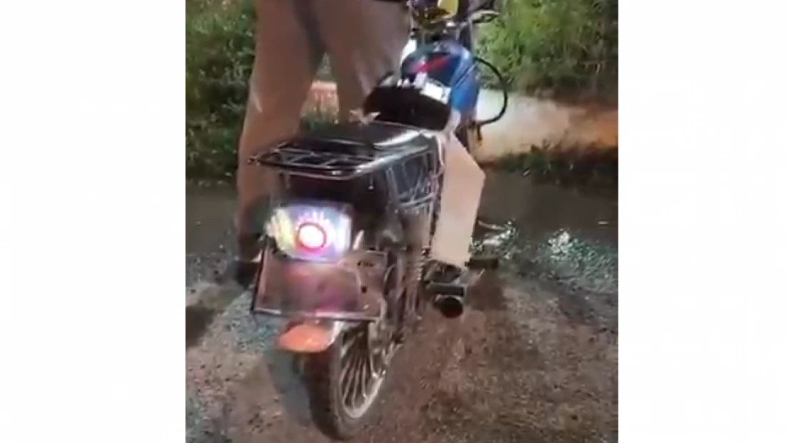 Elazığ’da Abarth Egzozlu Plakasız Motosiklet Kaçışı Son Buldu: 10 Maddeden 70 Bin TL Ceza