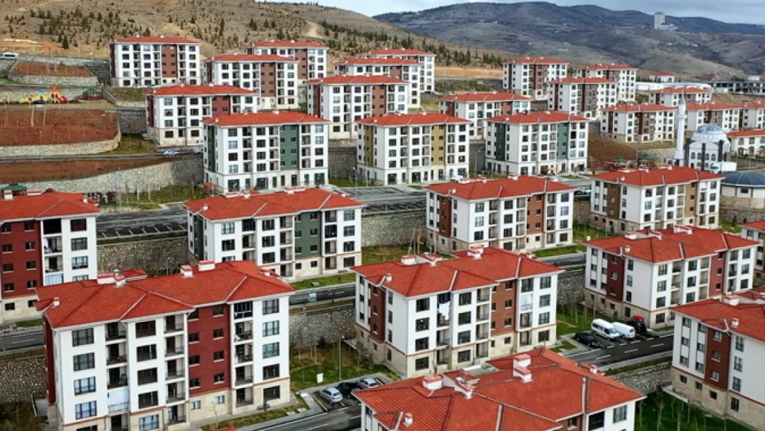 Elazığ’da Deprem Konutları Teslimatı Rekor Seviyede İlerliyor