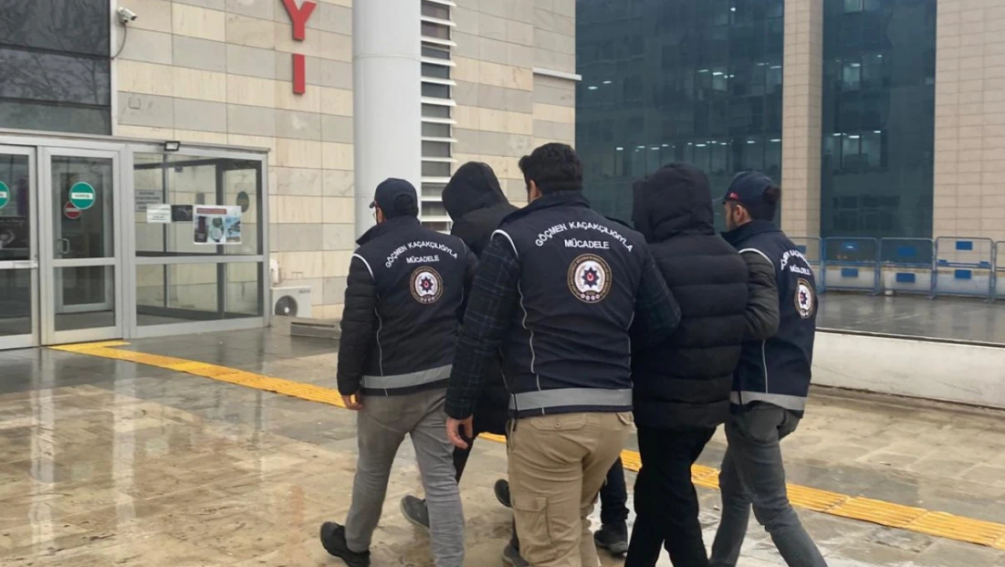 Elazığ’da Göçmen Kaçakçılığı Operasyonu: 2 Şüpheli Tutuklandı