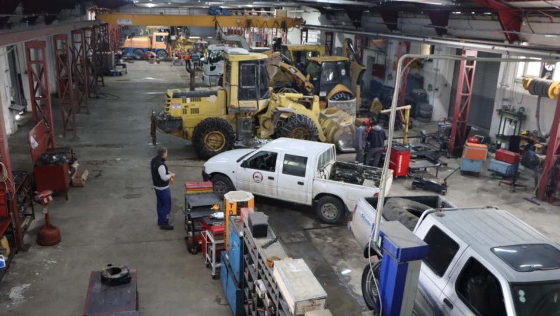 Elazığ İl Özel İdaresi Ekipleri Kış Şartlarına Rağmen Sahada