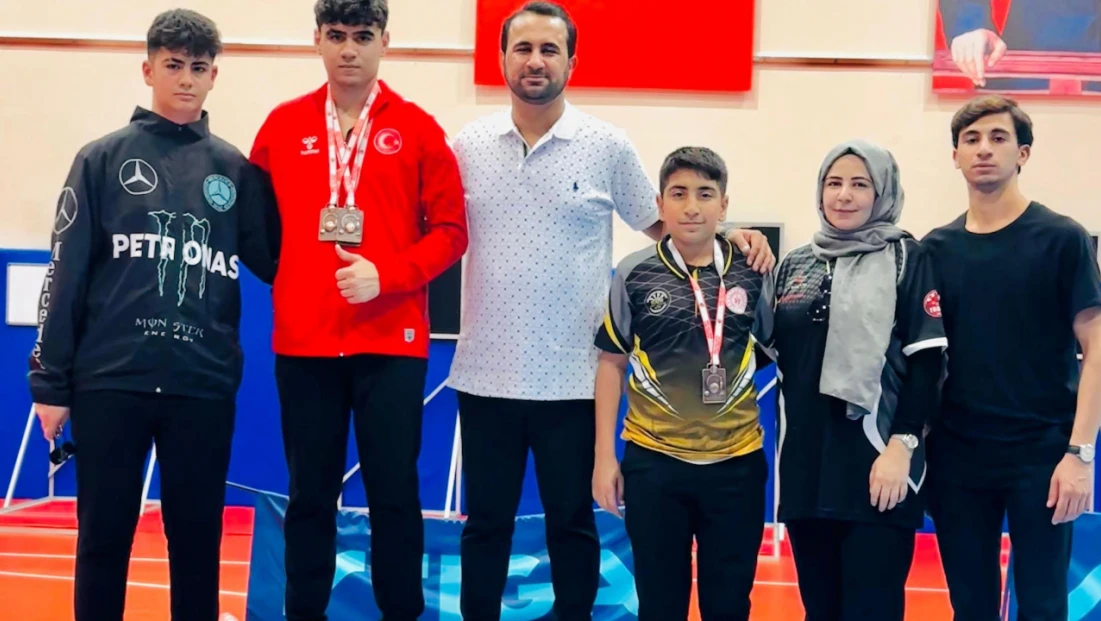 Elazığlı Sporculardan Türkiye Dart Şampiyonası’nda 4 Madalya