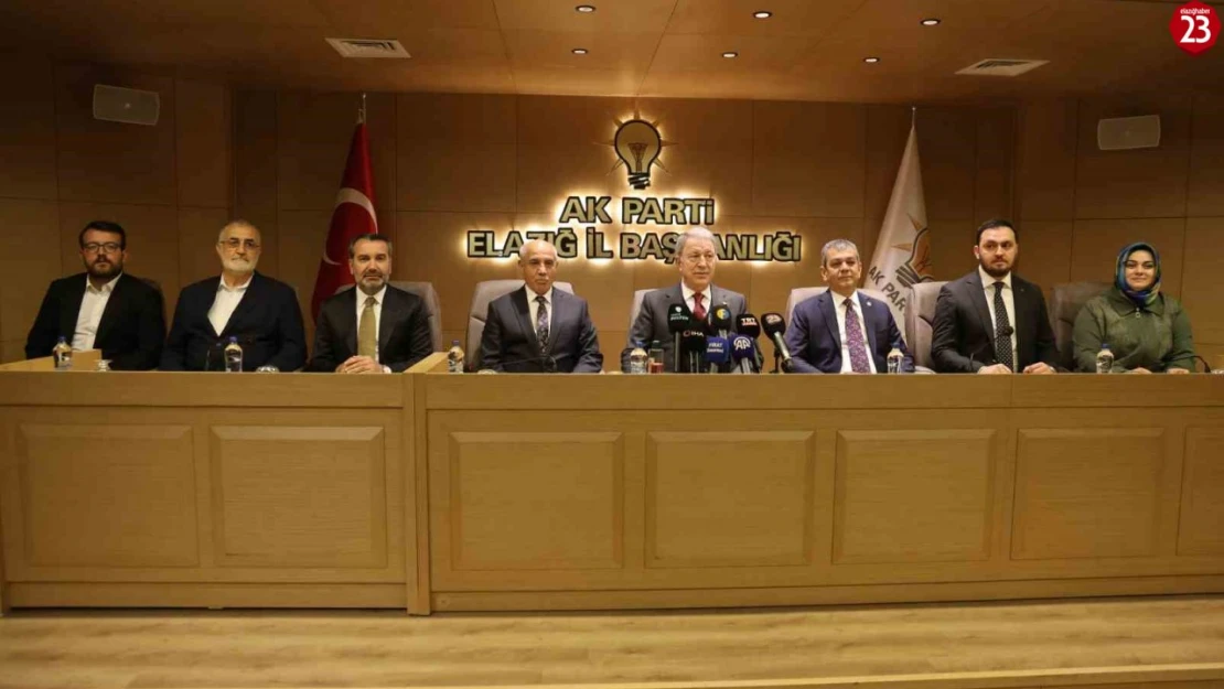 Hulusi Akar Elazığ'da Konuştu: 'Millet Olarak Birlikte Daha Güçlü Bir Türkiye İnşa Edeceğiz'