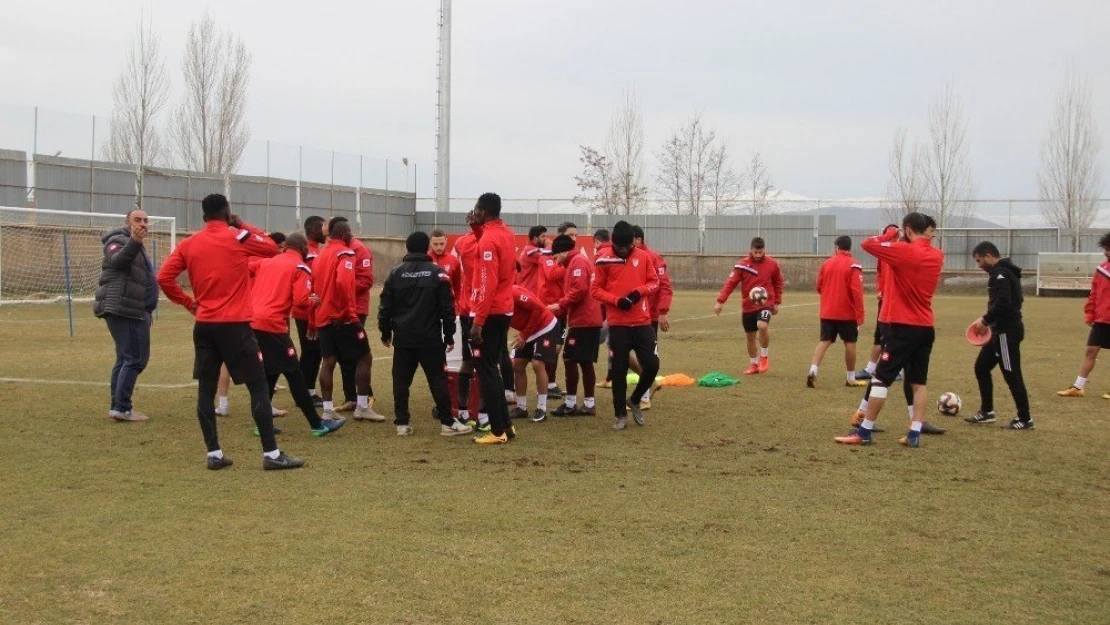 Elazığspor'da İlk Hedef Ligde Kalmak