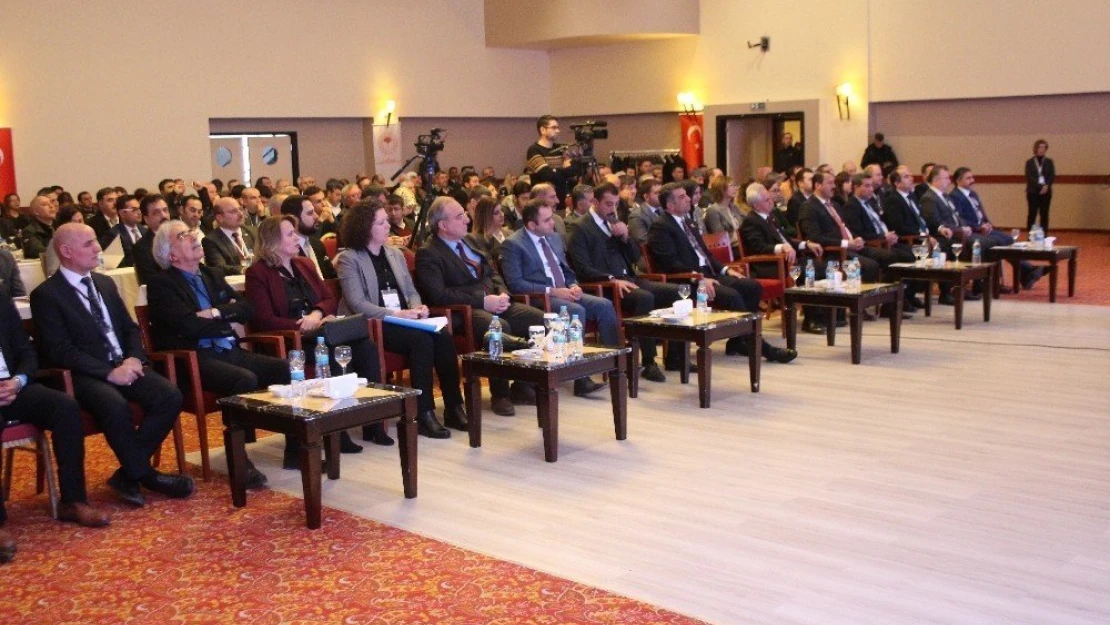 Elazığ'da İç Sular Su Ürünleri Çalıştayı Başladı