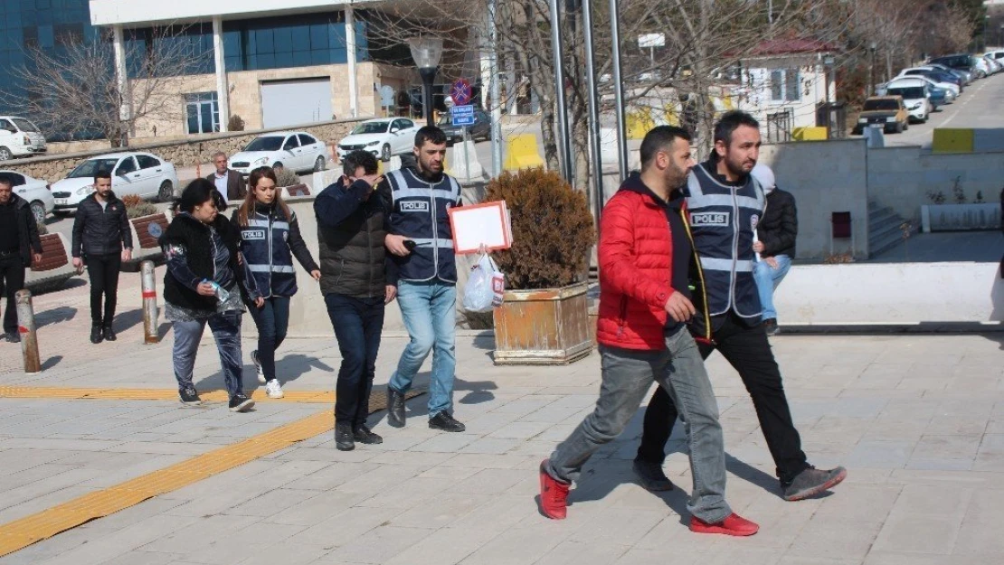 Kuyumcuda Dolandırılıyorsa, Vatandaş Ne Yapsın !