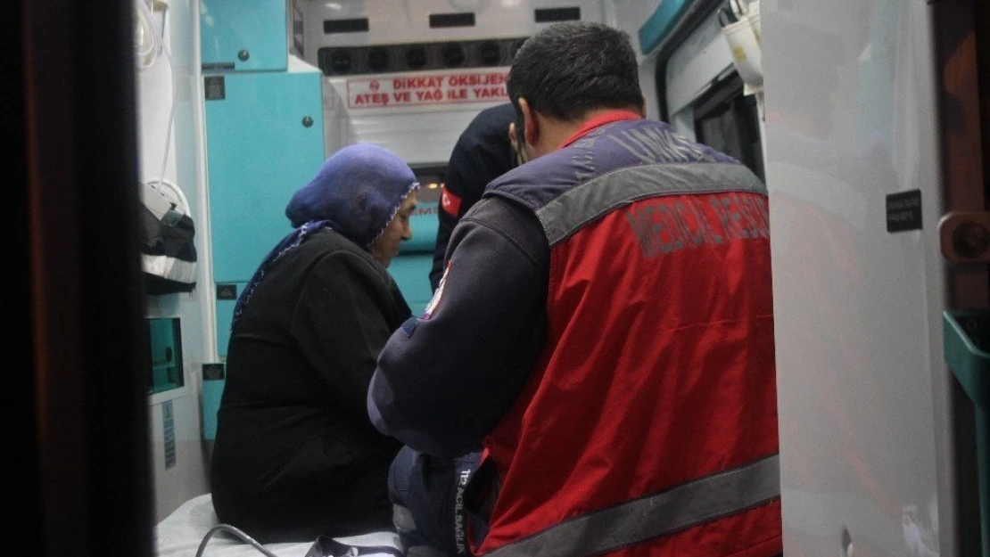 Elazığ'da Yangın, 6 Kişi Hastaneye Kaldırıldı