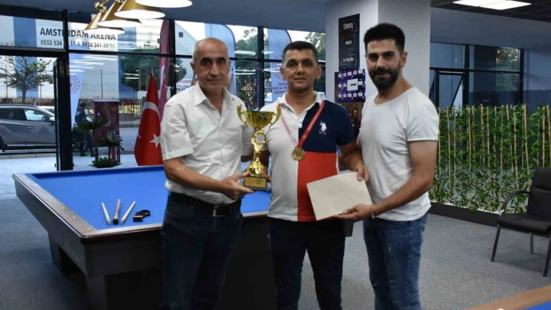 3 Bant Bilardo Bölge Şampiyonası Elazığ'da düzenlendi