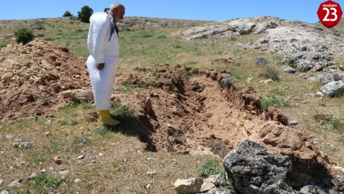 3 bin yıllık Hıdırbaba Höyüğüne defineciler zarar verdi