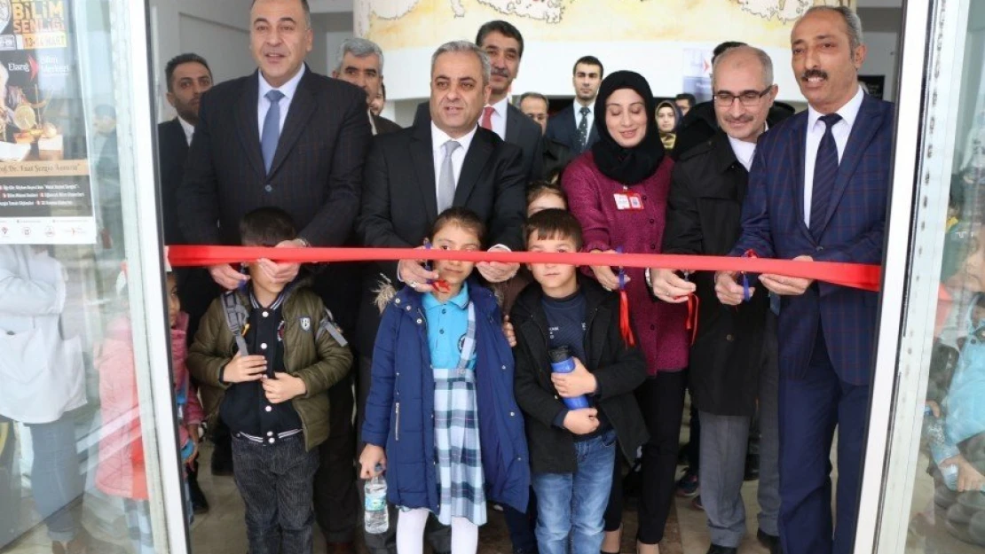 Elazığ İl Özel İdare Bilim Merkezi Bilim Şenlikleri Başladı