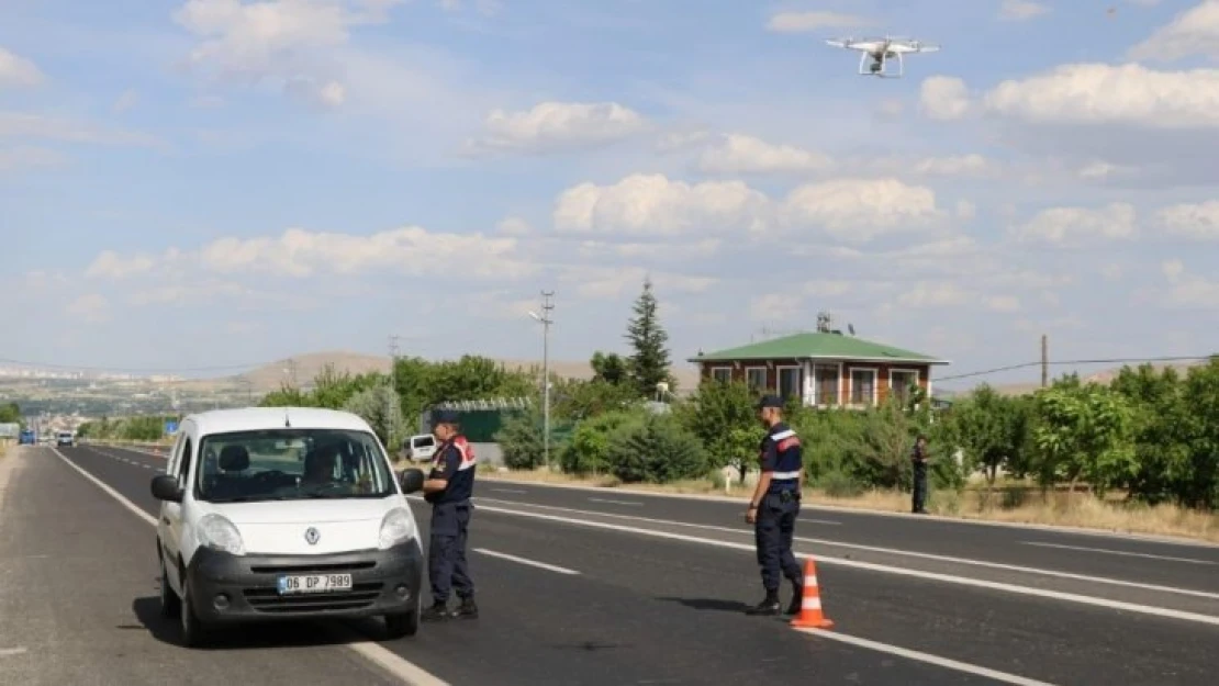 Bayram Öncesi Jandarmadan Uçangöz'le Trafik Denetimi