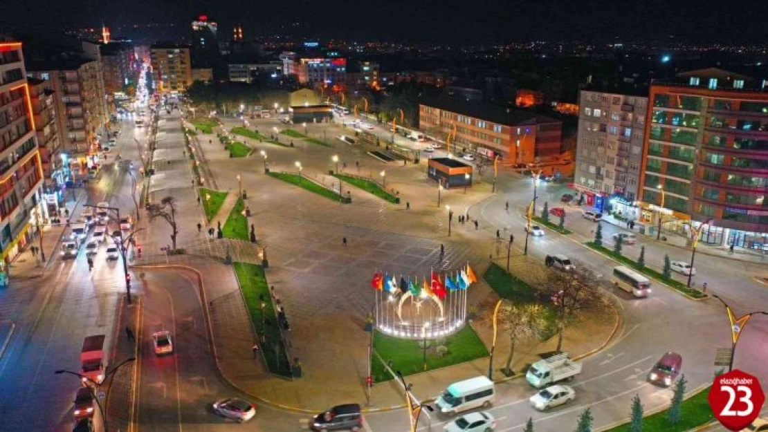 Cumhuriyet Meydanı'na vatandaşlardan tam not