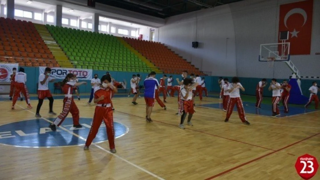 DAN Kuşak sınavları Elazığ'da yapıldı