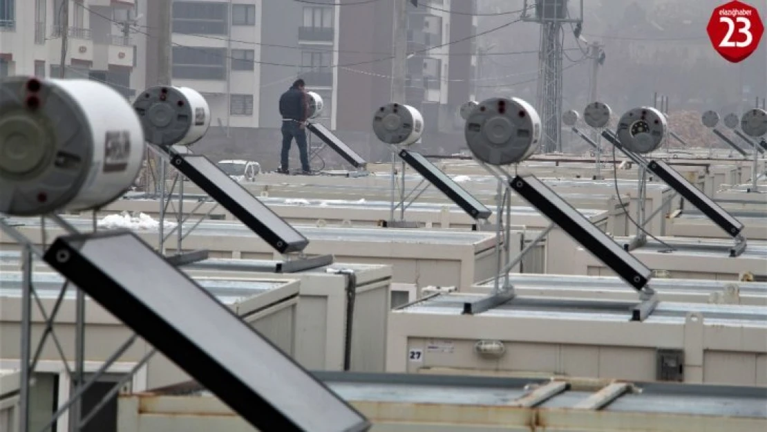 Deprem bölgesinde konteyner kent kurulumları son aşamaya geldi
