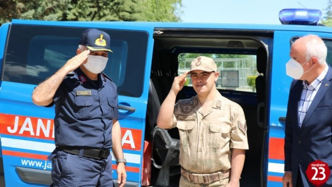 Bu Mutluluk Her Şeye Bedel, Teşekkürler Jandarma