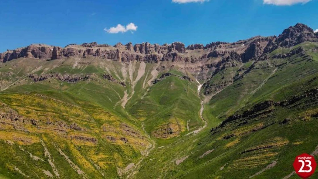 Elazığ'lı Droncu Sınıf Öğretmeninin  Çektiği Eşsiz Görüntüler Hayran Bıraktı