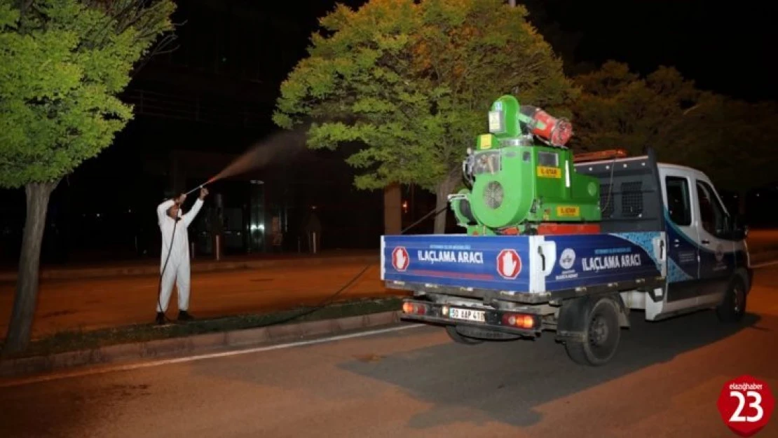 Elazığ Belediyesi ilaçlama çalışmalarına devam ediyor