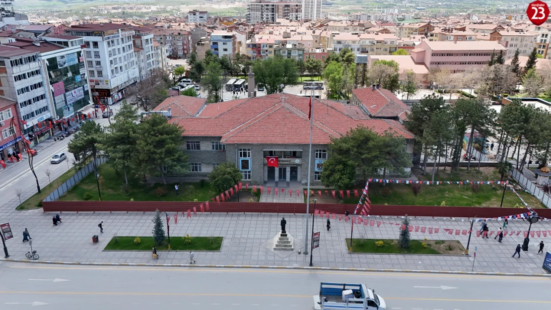 Elazığ Belediyesi'nden Kültürel Yatırım: Tarihi Öğretmenevi Millet Kütüphanesi ve Eğitim Müzesi Oluyor