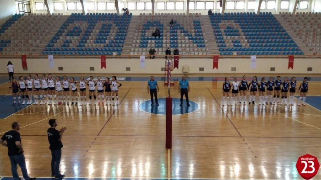 Elazığ Belediyesi Voleybol kötü başladı