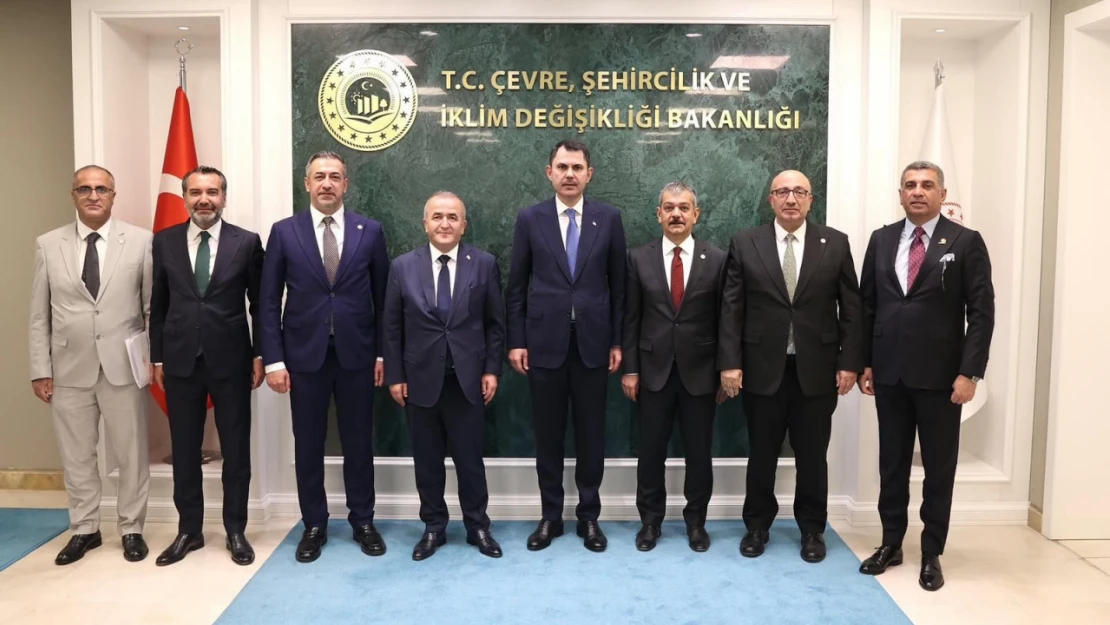 Elazığ Çimento Fabrikasının Taşınması İçin Bakan Kurum'a Ziyaret