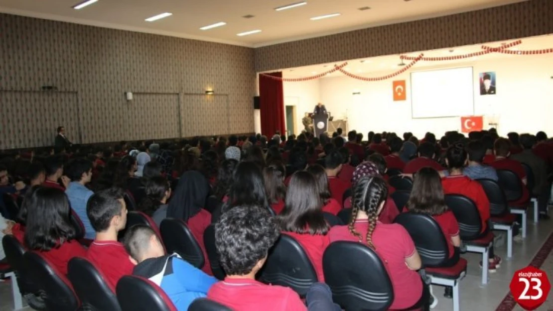 Elazığ'da Şehit ve Gazilere Saygı Konferansı