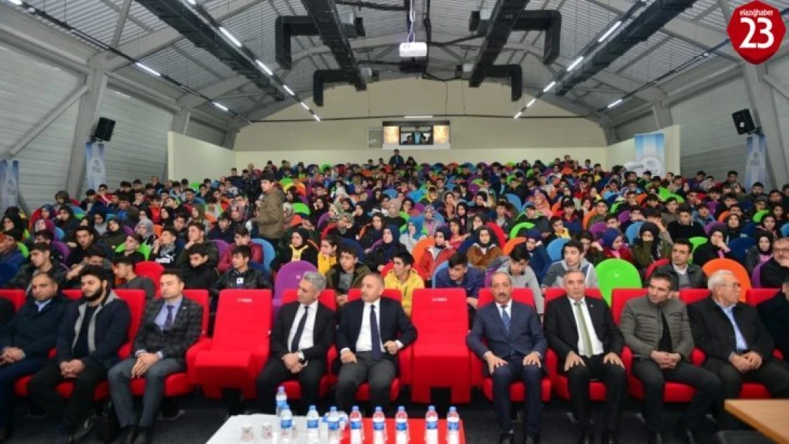 Elazığ'da, Geleceğim Mesleğim Konferansı