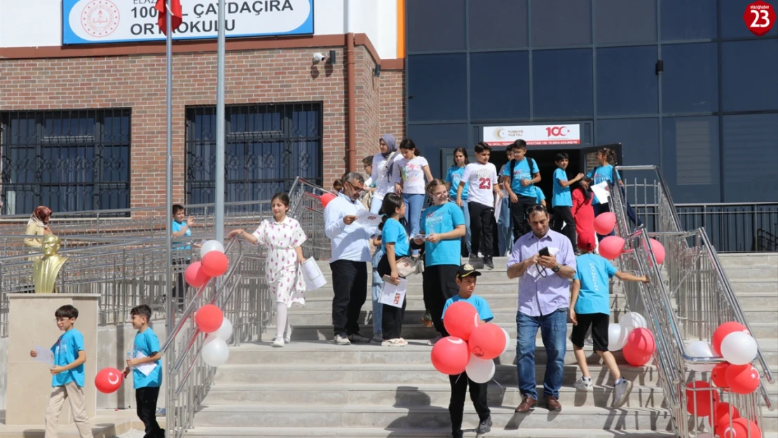 Elazığ'da, 10 Bin Öğretmenin Görev Yaptığı 560 Okulda 134 Bin Öğrenci Karne Sevinci Yaşadı