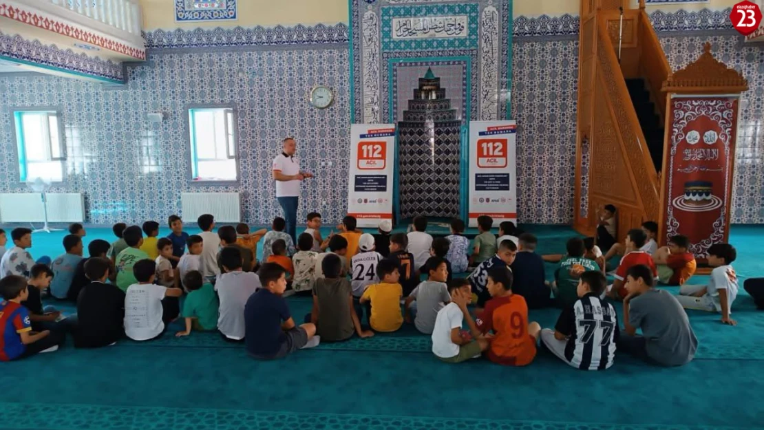 Elazığ'da 112 Ekiplerinden Yaz Kur'an Kursu Öğrencilerine Acil Durum Eğitimi