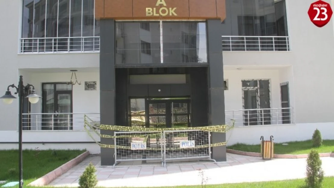 Elazığ'da 12 katlı apartman karantinaya alındı
