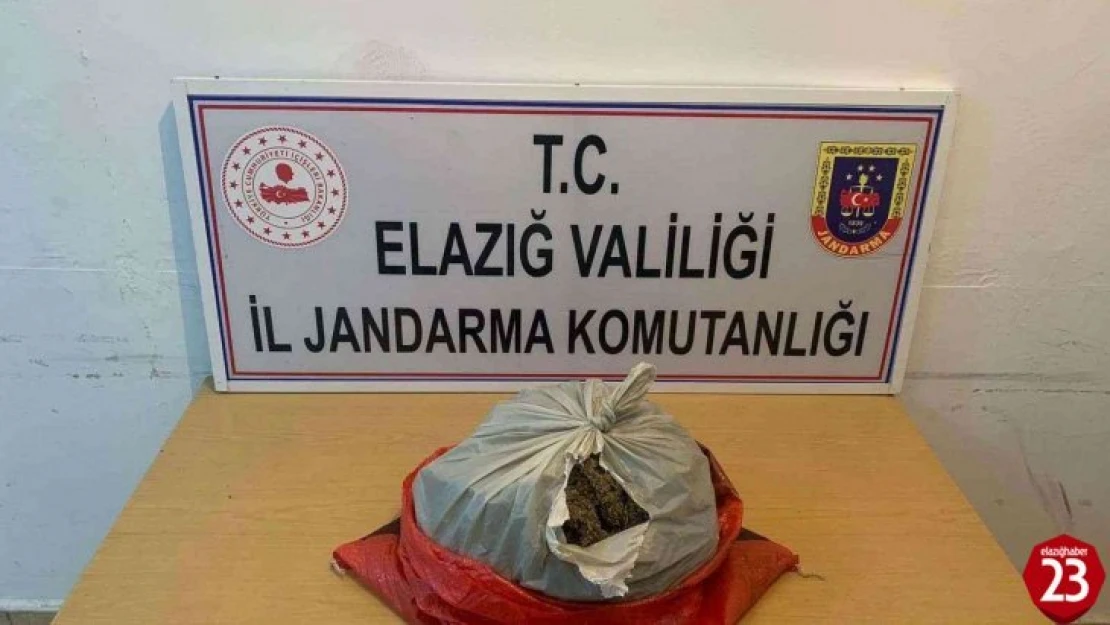 Elazığ'da 1,5 kilo esrar ele geçirildi: 2 gözaltı