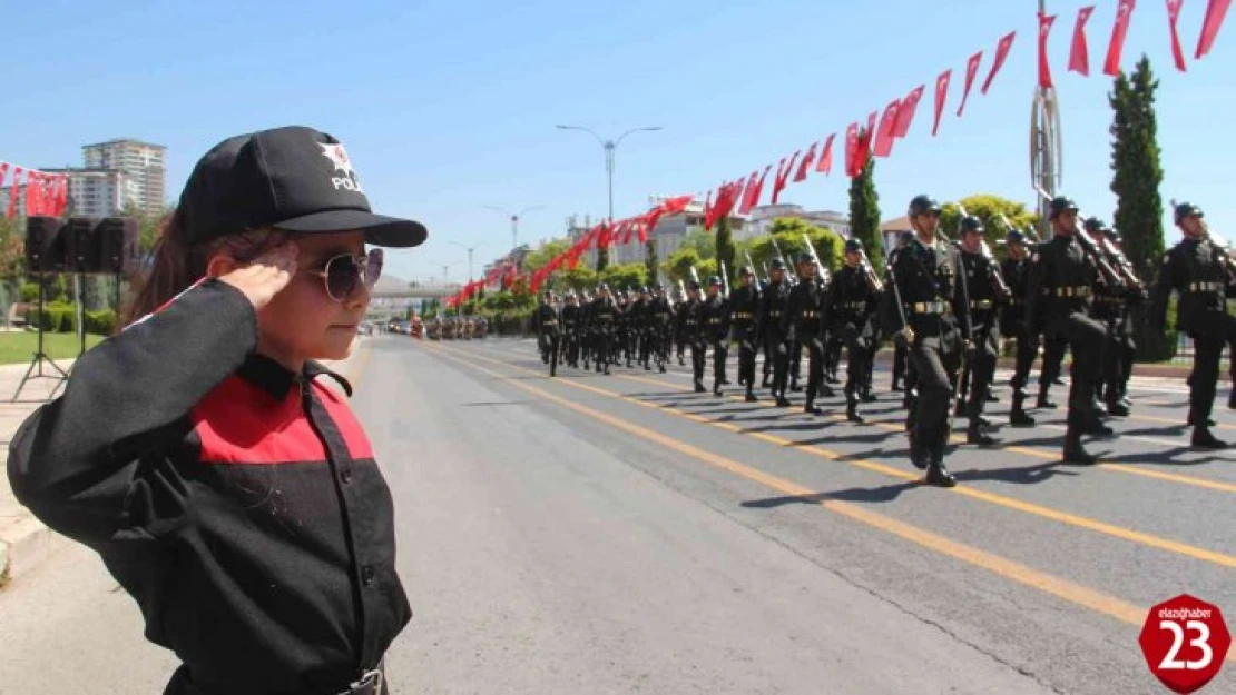 Elazığ'da 30 Ağustos Zafer Bayramı coşkuyla kutlandı