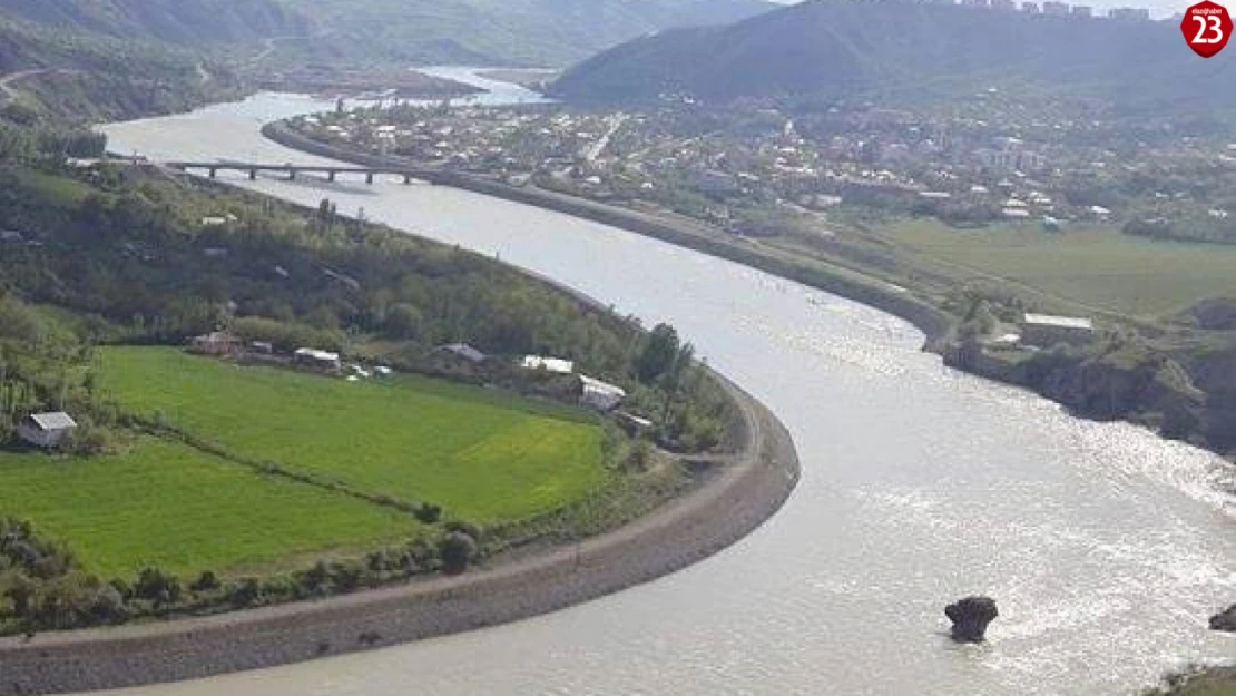 Elazığ'da Acı Olay: Nehre Giren Öğretmen Boğularak Hayatını Kaybetti