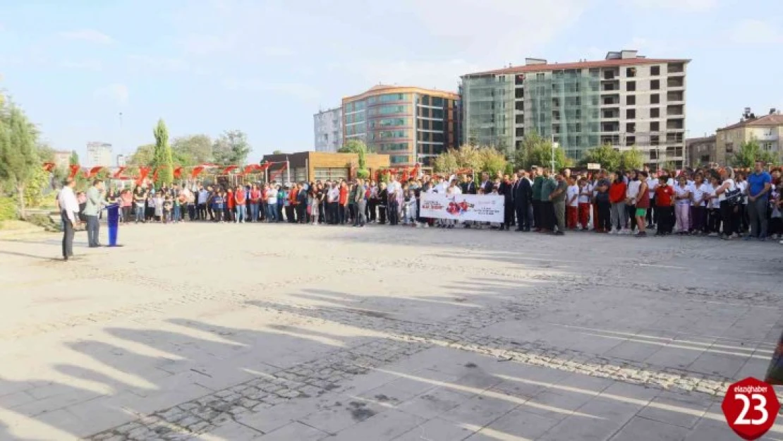 Elazığ'da Amatör Spor Haftası kortej yürüyüşüyle başladı