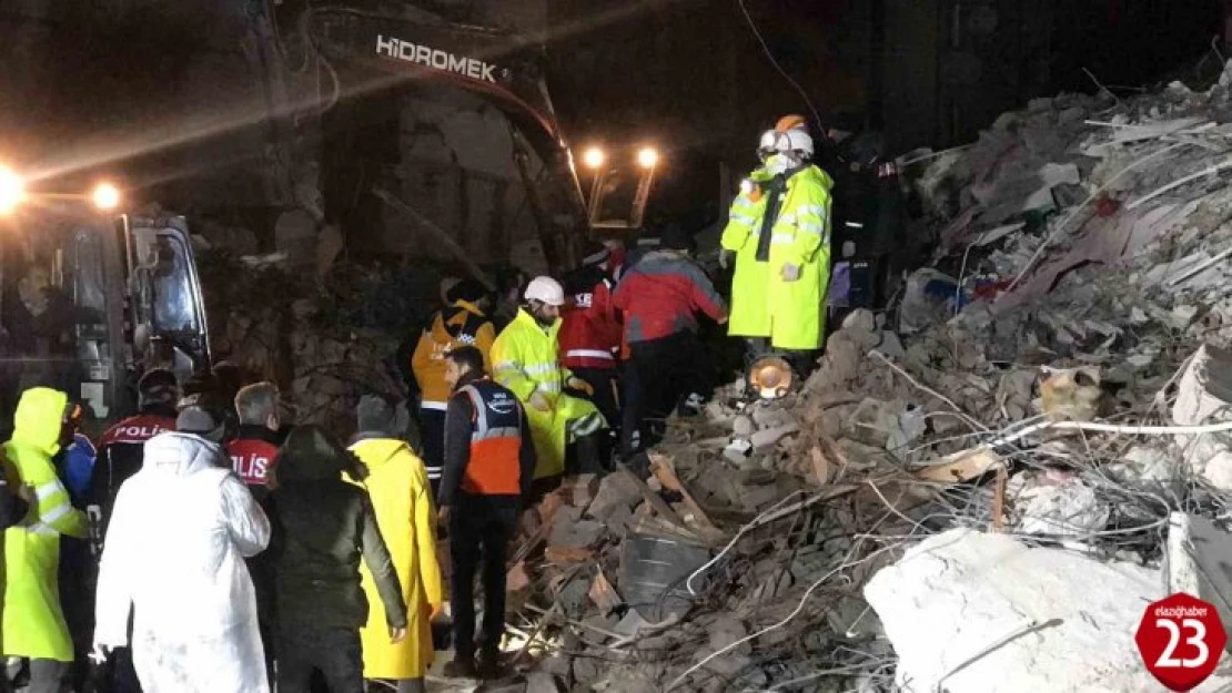 Elazığ'da arama çalışmaları tamamlandı, son kişinin de cansız bedenine ulaşıldı