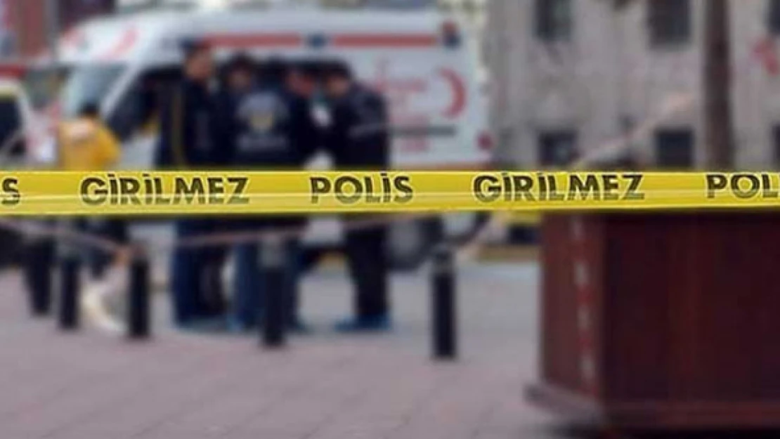 Elazığ'da Başkomiser Eşini Bir Başka Şahısla Evinde Yakalayınca Cinayet İşledi