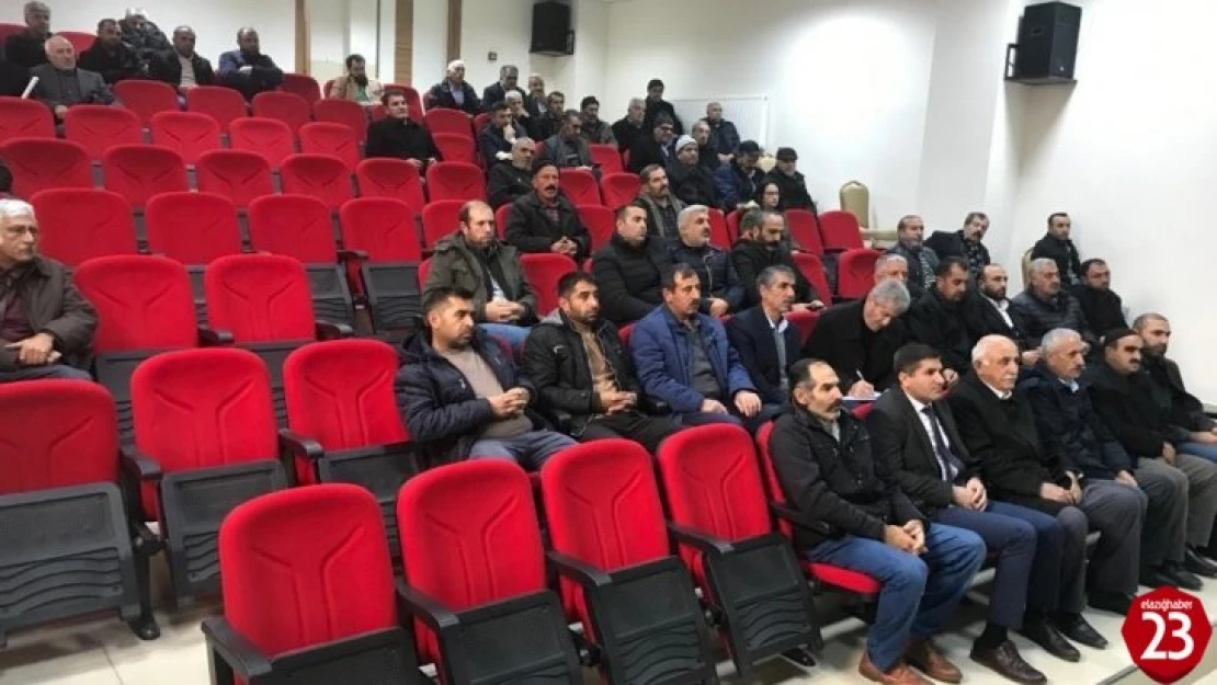 Elazığ'da çiftçilere yönelik bilgilendirme toplantısı