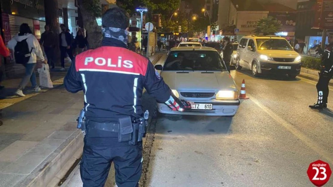 Elazığ'da denetimler sürüyor, polis göz açtırmıyor