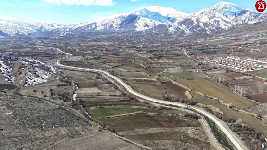 Elazığ Kumla Köyü'nde 8.2 Km'lik Dere Islah Edildi! Taşkın Riskine Karşı Güçlü Önlem