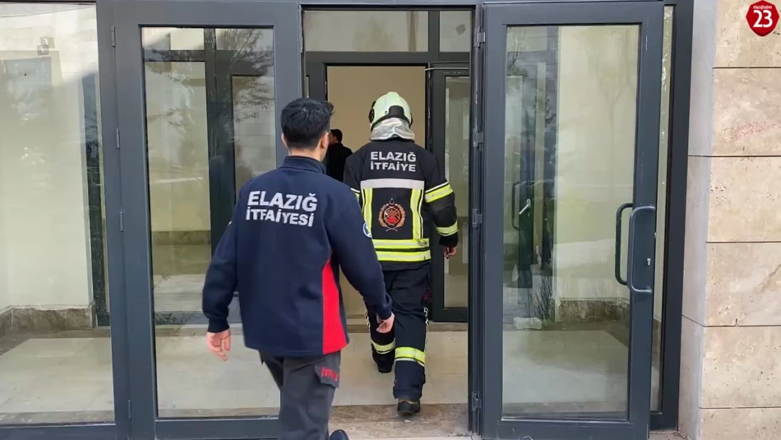 Elazığ'da Mutfakta Yangın Paniği: Yanan Düdüklü Tencere İtfaiyeyi Harekete Geçirdi