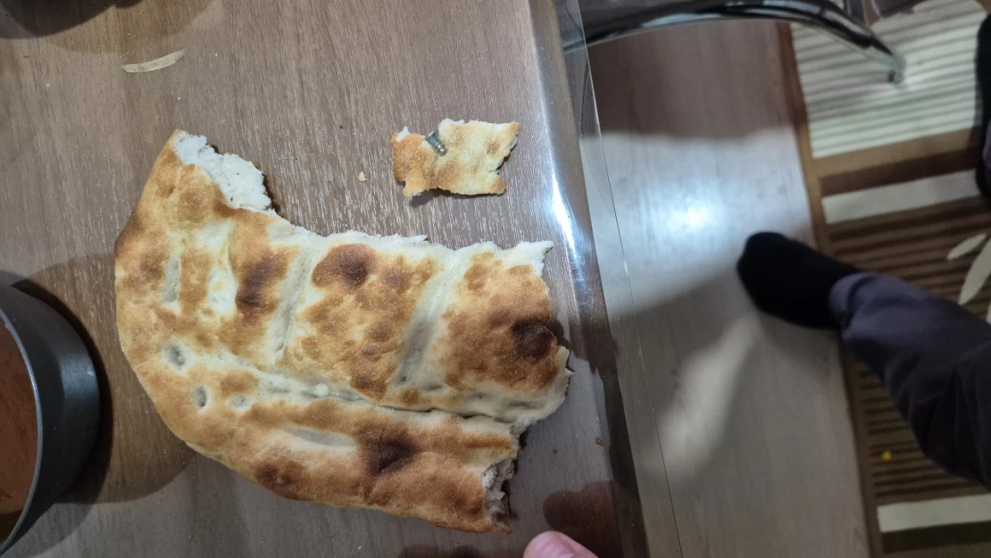 Elazığ'da Ekmekten Bu Kez Civata Çıktı: Hijyen Sorunu Yeniden Gündemde