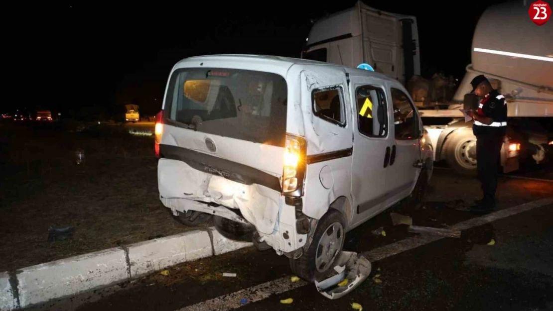 Elazığ'da feci kaza: 7 yaralı