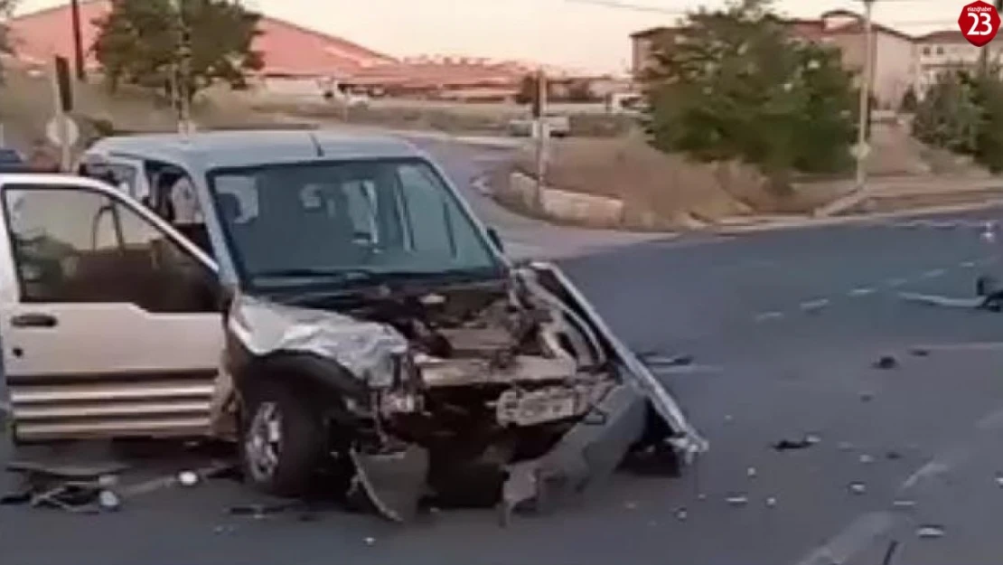 2 Ayrı Trafik Kazasında 2 Kişi Yaralandı