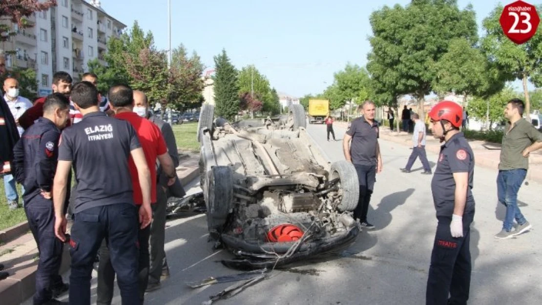 Elazığ'da iki ayrı trafik kazası: 4 yaralı