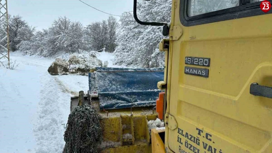 Elazığ'da Kar Esareti! 159 Köy Yolu Ulaşıma Kapandı, Çalışmalar Sürüyor