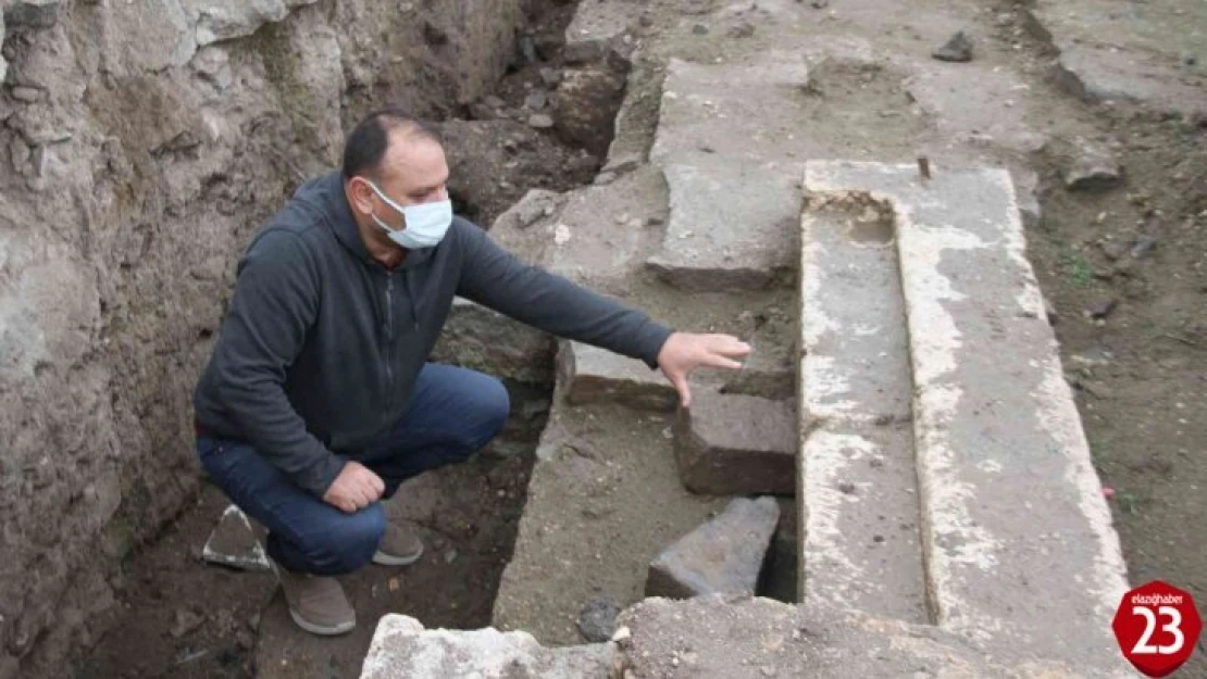 Elazığ'da Roma Dönemine Ait Kilise Gün Yüzüne Çıkıyor