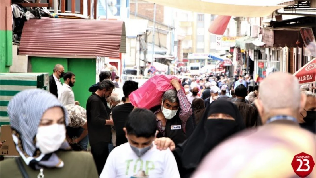 Elazığ'da kısıtlama öncesi alışveriş yoğunluğu