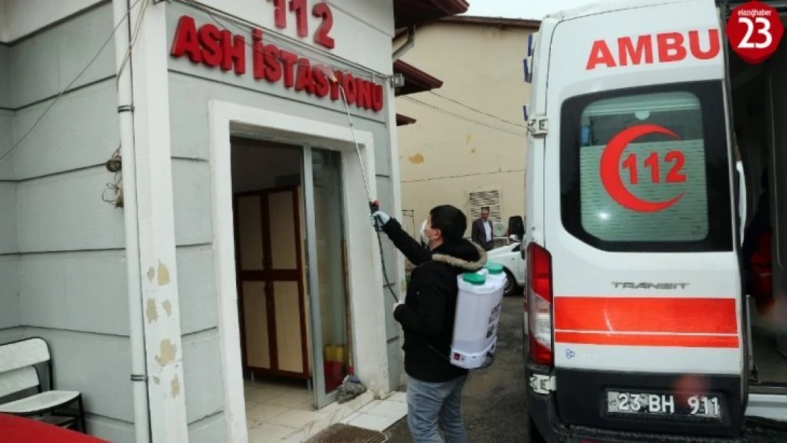 Elazığ'da korona virüsüne karşı dezenfekte çalışmaları sürüyor
