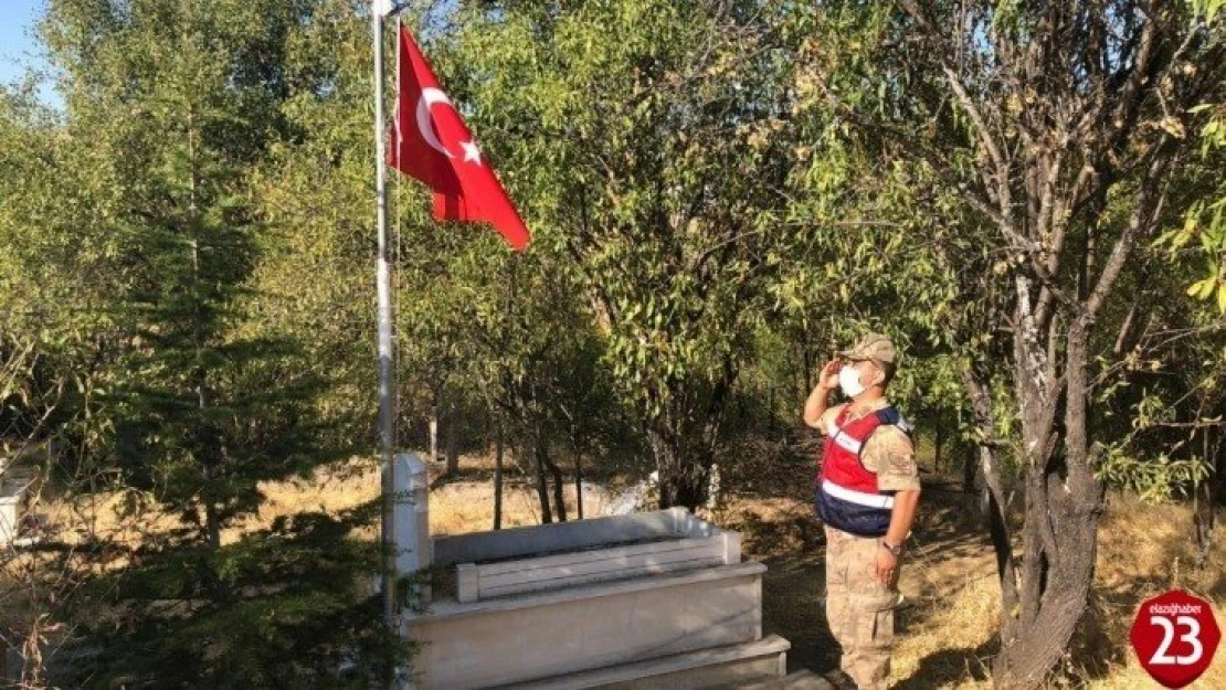 Elazığ'da Mehmetçik'ten şehitlik hassasiyeti