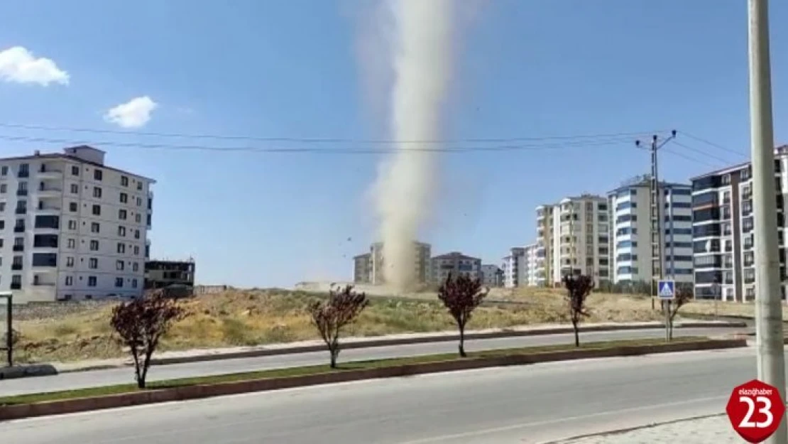 Elazığ'da Mini Hortum Kameralara Yansıdı