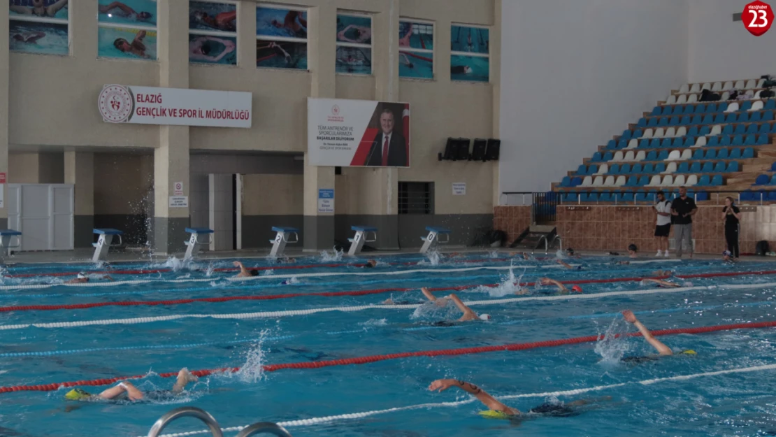 Elazığ'da Nefes Kesen Aquatlon Şampiyonası Gerçekleştirildi